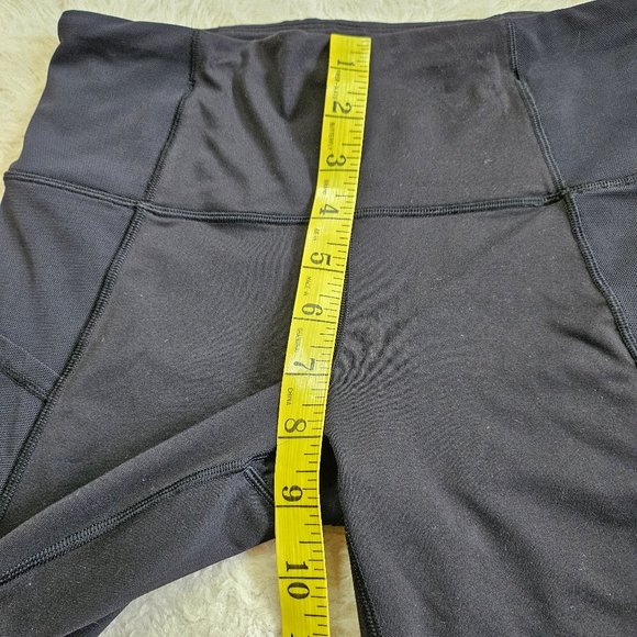 Ivivva by Lululemon Girl's Black Mesh Legs Cropped Legging Pants Size 14 - Picture 4 of 8